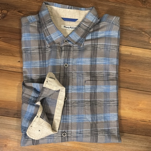 Tommy Bahama plaid long sleeve button down 2XL - Picture 4 of 7